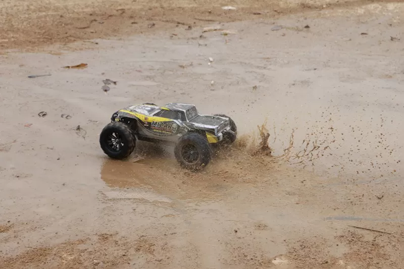 10 Scala 4WD Camion RC elettrico fuoristrada 2,4G spazzolato ad alta velocità RTR #RH1071