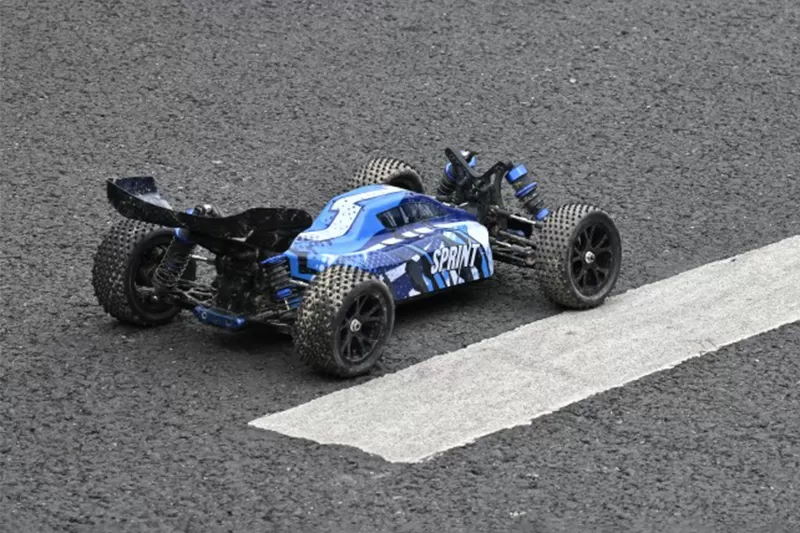 10 Scale 4WD fuoristrada elettrico RC Buggy 2.4G spazzolato ad alta velocità RTR # RH1067