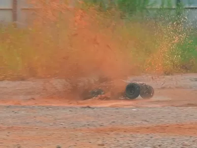 Tutorial per la pulizia dell'auto con telecomando RC: prolunga la durata della vita del tuo veicolo!