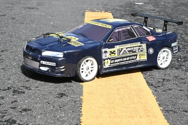 10 Scale 4WD On-road Electric RC Drift 2.4G spazzolato ad alta velocità # RH1025D