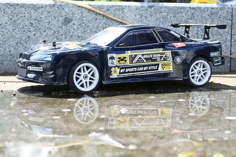 10 Scale 4WD On-road Electric RC Drift 2.4G spazzolato ad alta velocità # RH1025D