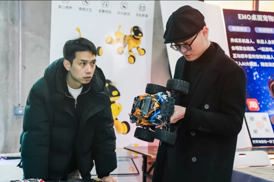 VRX RACING Showcases High-Performance RC at Shanghai Haling Model Toy Festival